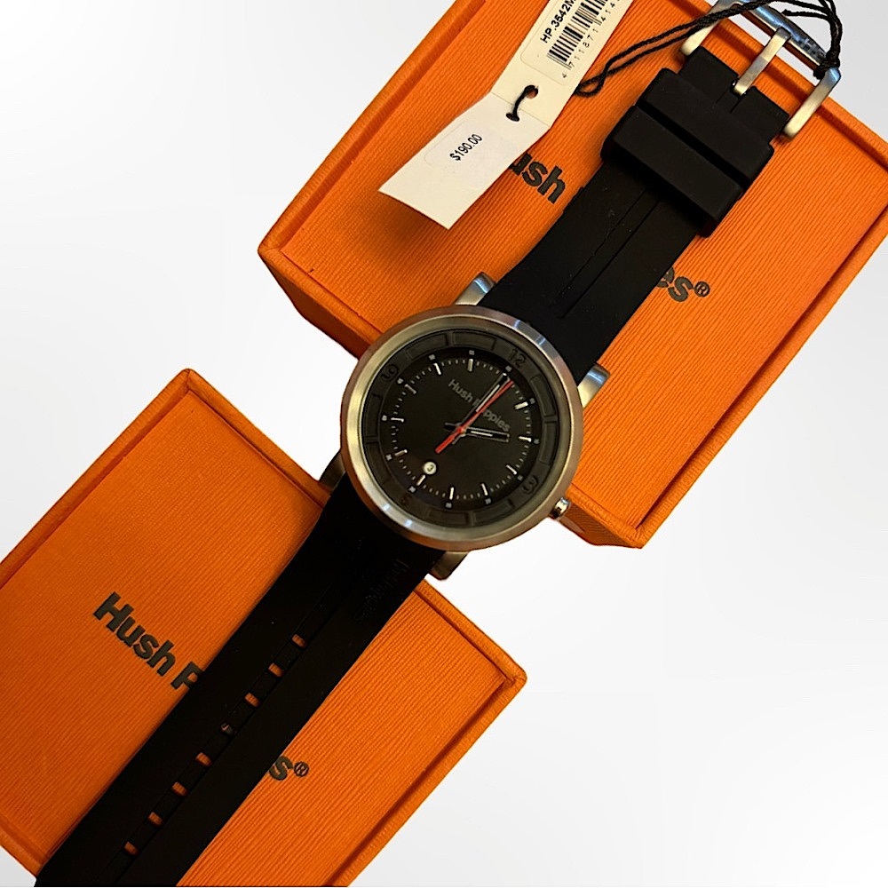 NIB HUSH PUPPIES SILICONE STRAP WATCH